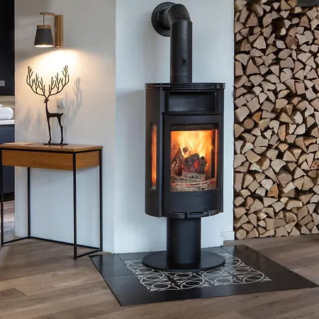 Oak Tree, Modernes Eifel Mit Sauna Und Whirlpool, Umgeben Von Wunderschoener * Nachtsheim